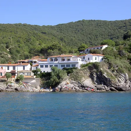 Scoglio Bianco فندق