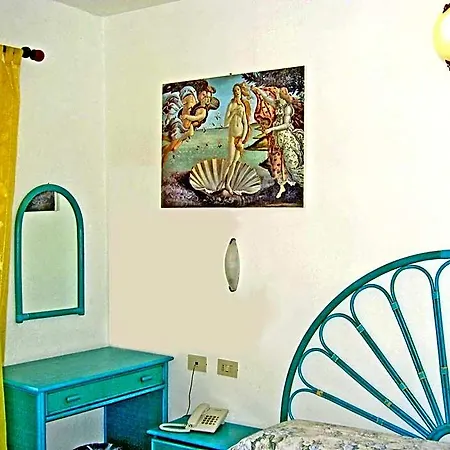 Scoglio Bianco Hotel 3*