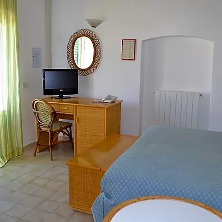Scoglio Bianco 3*