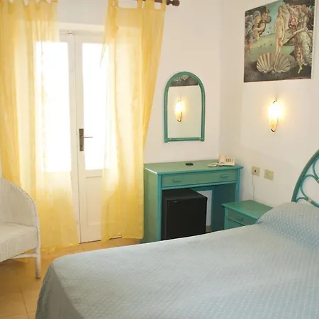 Scoglio Bianco Otel Portoferraio