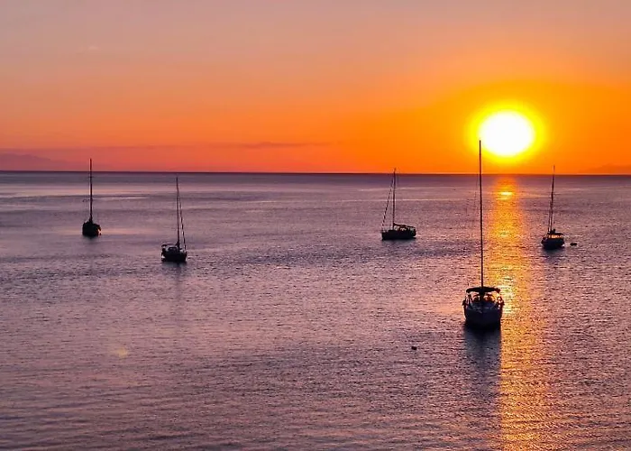 Scoglio Bianco Отель Портоферрайо